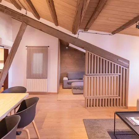 La Guineu Apartment